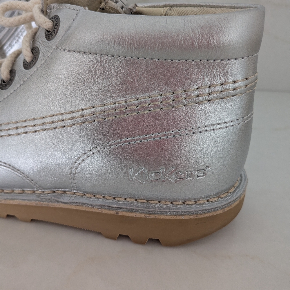 Kickers Metallic Silver Kids Boots - Like New - Picture 3 of 6
